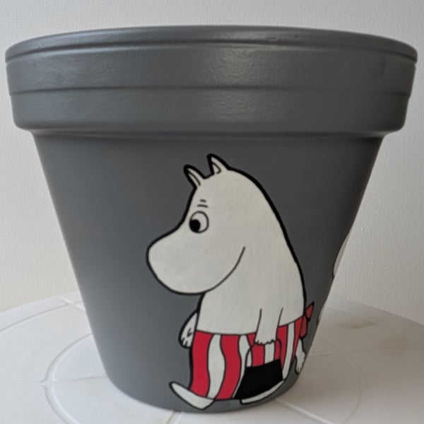 Moomin family 16cm Terracotta Pot 