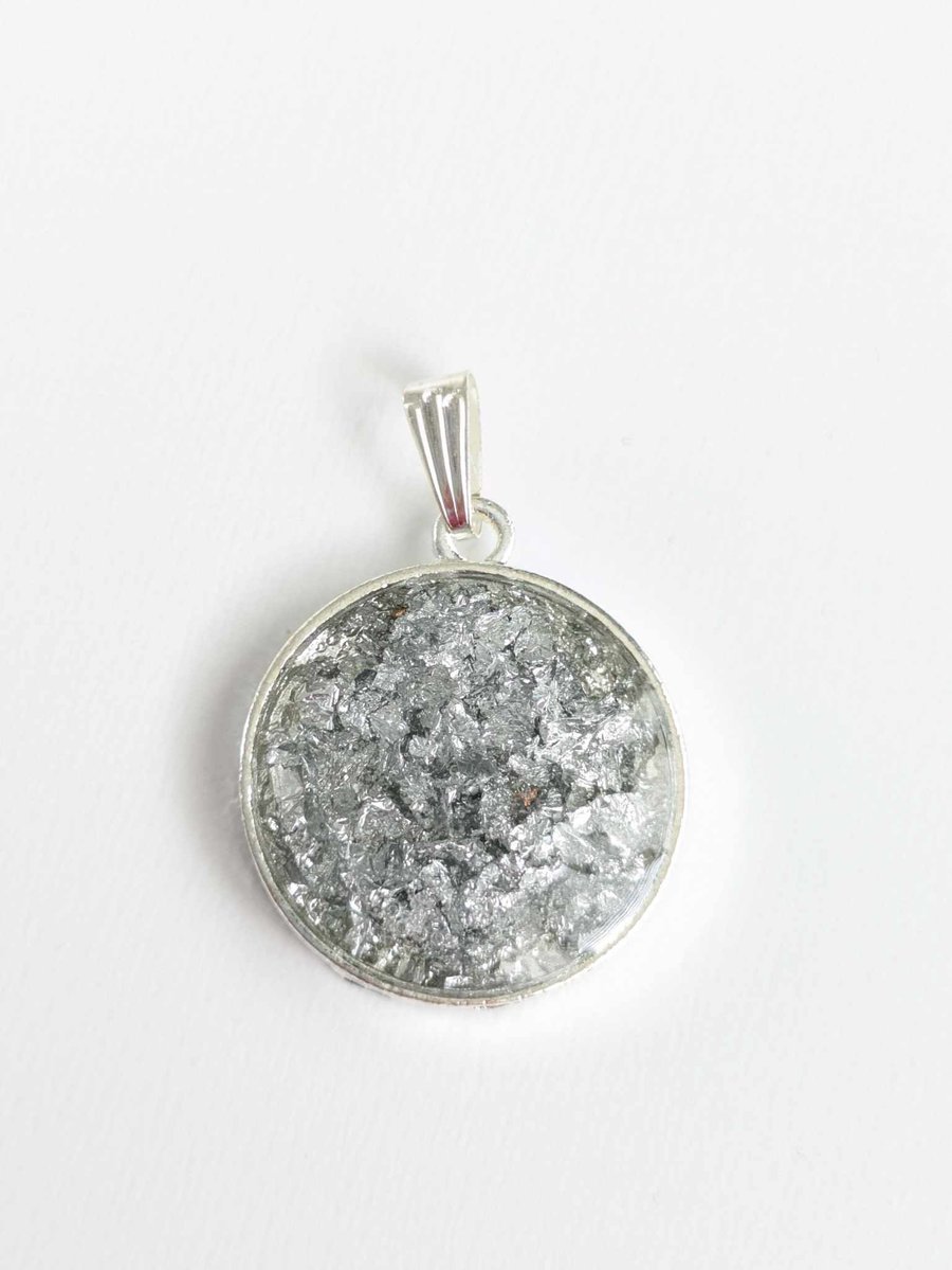 Small Round Resin Pendant With Silver Coloured Flakes