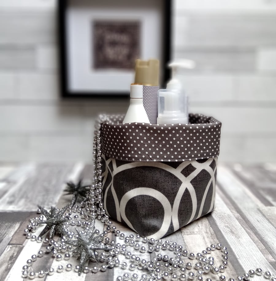 Geometric Circles Design Oilcloth and Cotton Contemporary Storage Baskets