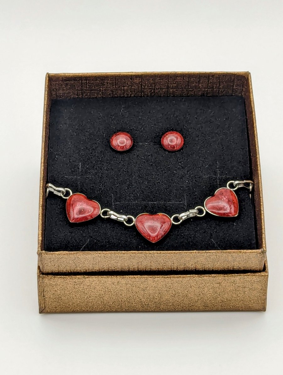 Red Wine Heart Bracelet & Matching Stud Earrings Set Boxed Stainless Steel Resin