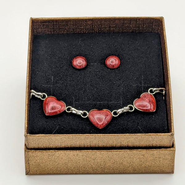 Red Wine Heart Bracelet & Matching Stud Earrings Set Boxed Stainless Steel Resin