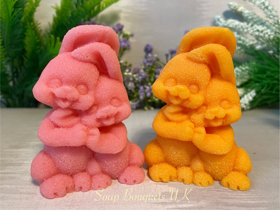 Cute Hugs Bunny Vegan Soap: Add a Touch of Whimsy to Your Easter and Christmas