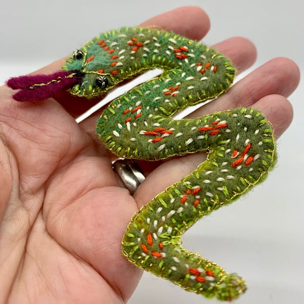 Green felted snake brooch 