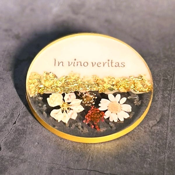 Resin Coaster with Dried Flowers, Crystals & Gold Leaf - Moments in Resin