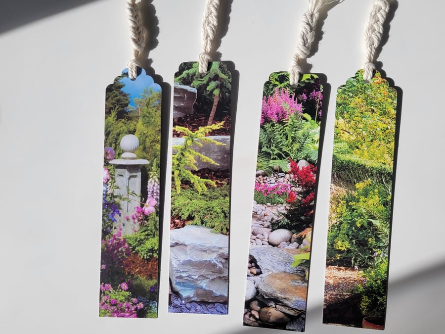 Macrame tassel, Summer Garden Bookmark set with individual sleeves