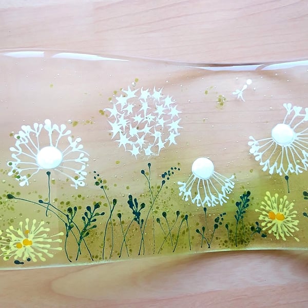 Hand Drawn Dandelion Fused Glass Curve: Freestanding Art