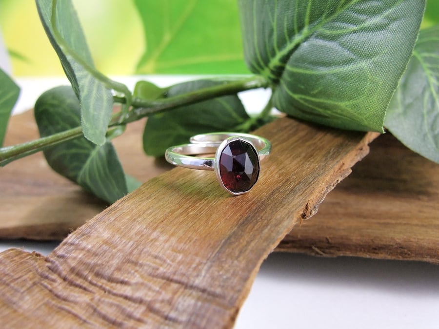 Sterling Silver and Rose Cut Garnet Ring, Adjustable Fit, Freesize