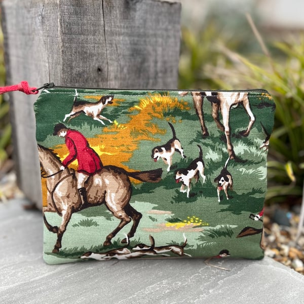 Vintage Horse and Hounds linen and corduroy zip pouch