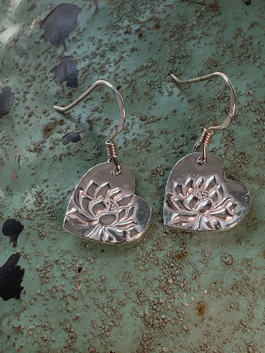 Handmade  fine recycled silver earrings - heart shaped 