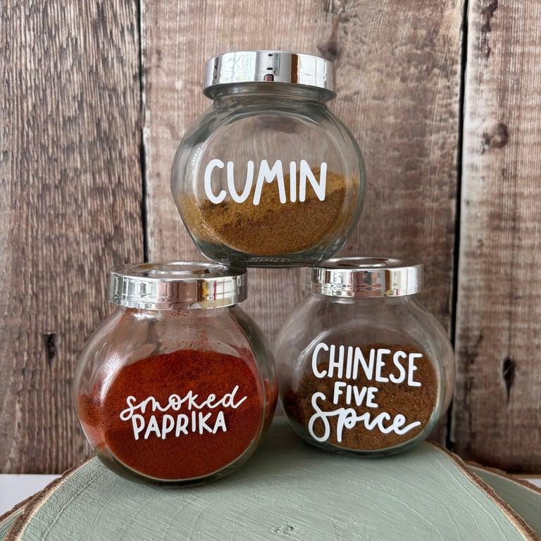Personalised Spice Jar Vinyl Decals: Modern Calligraphy Labels