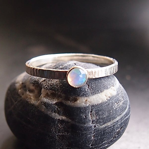 Sterling Silver Textured band with White Opal