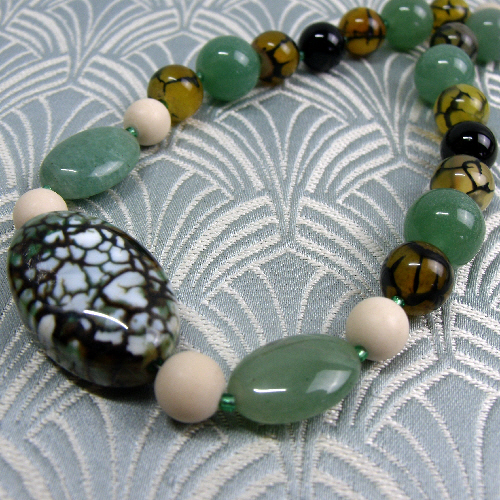 Green Necklace, Green Agate Necklace, Green Handmade Necklace CC26