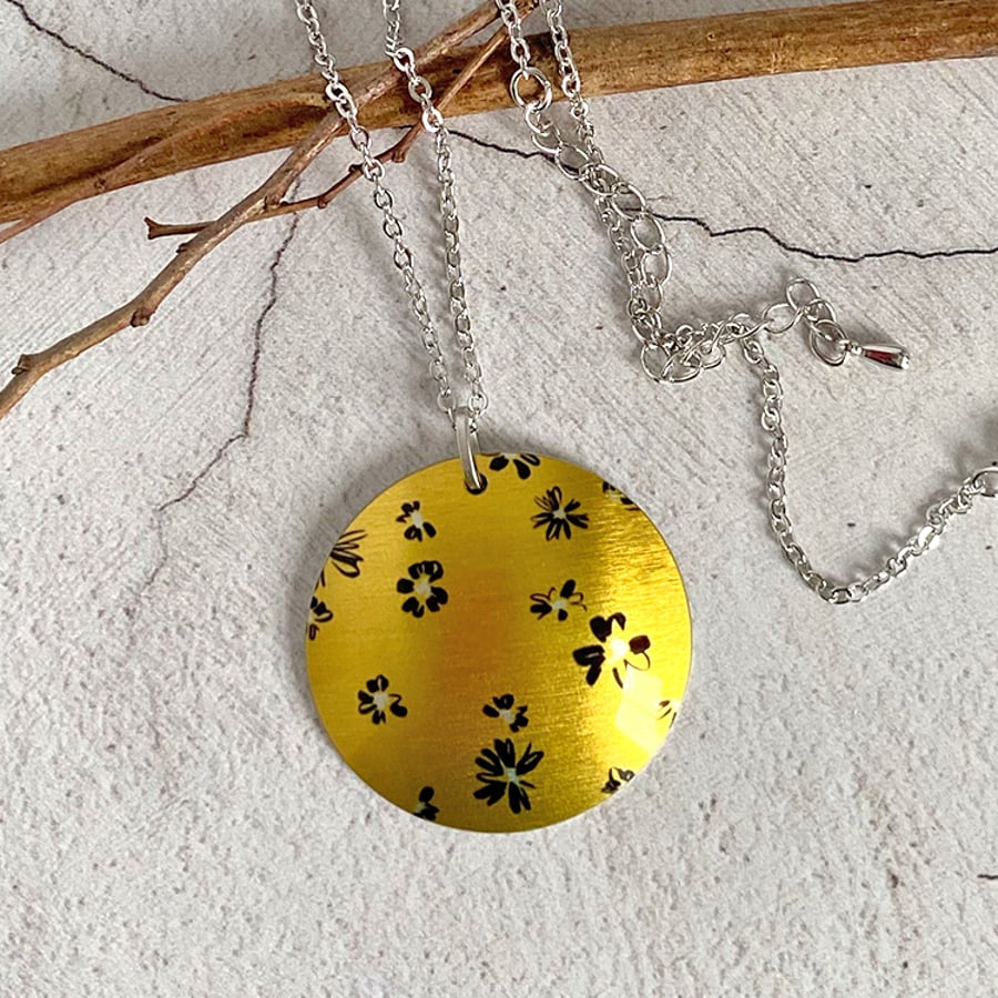 Yellow daisy necklace, 32mm floral disc pendant, handmade jewellery. P36-196