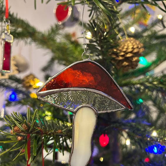 Christmas mushrooms - stained glass fungi!