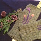Fingerless mittens hand made in pure Scottish lambswool adult