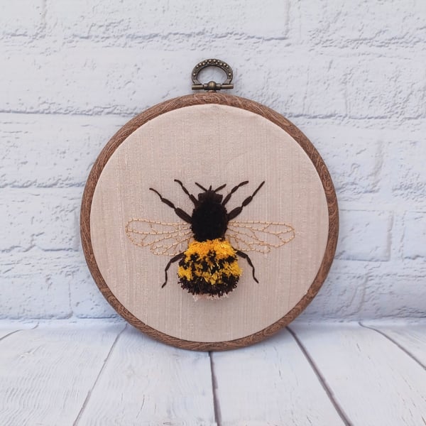 Bumblebee Embroidery, Bee Embroidery Art, 3D Bee, Stumpwork Embroidery Bee, Fuzz