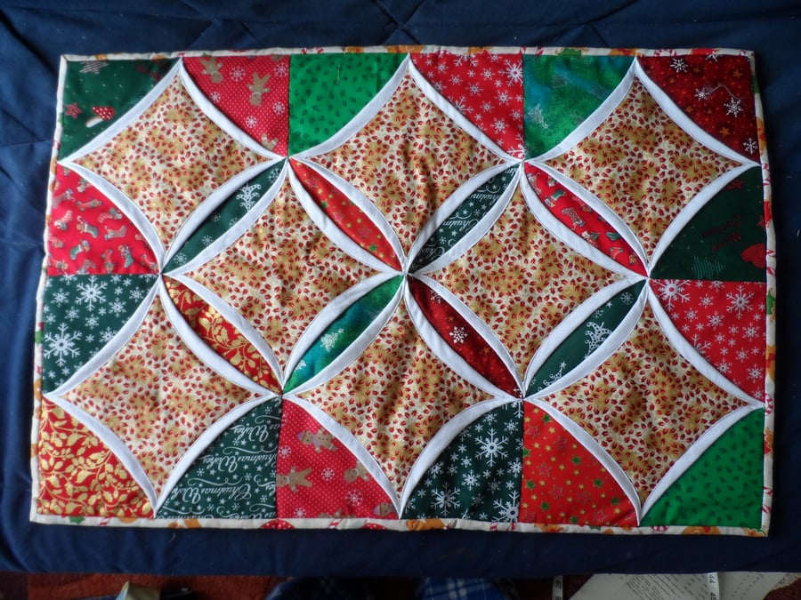 Homemade Christmasl Cathedral window design table runner