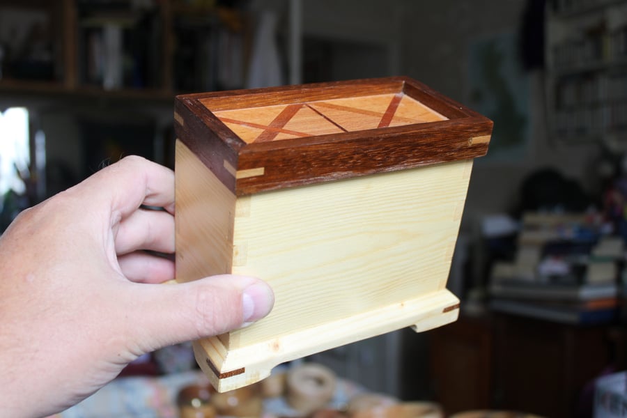 Pine box with Mahogany lid and lift out tray