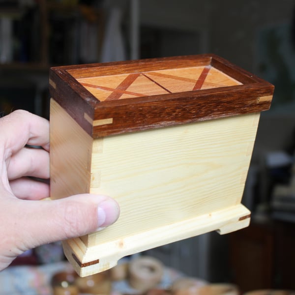 Pine box with Mahogany lid and lift out tray