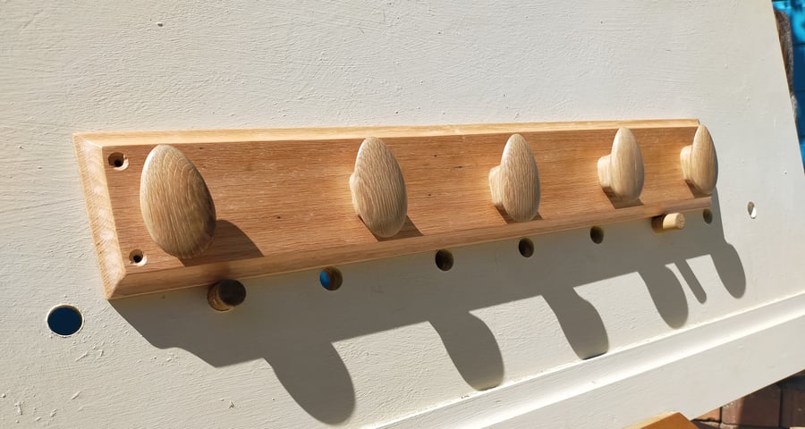 Handcarved Oak Pebbles Coat Rack