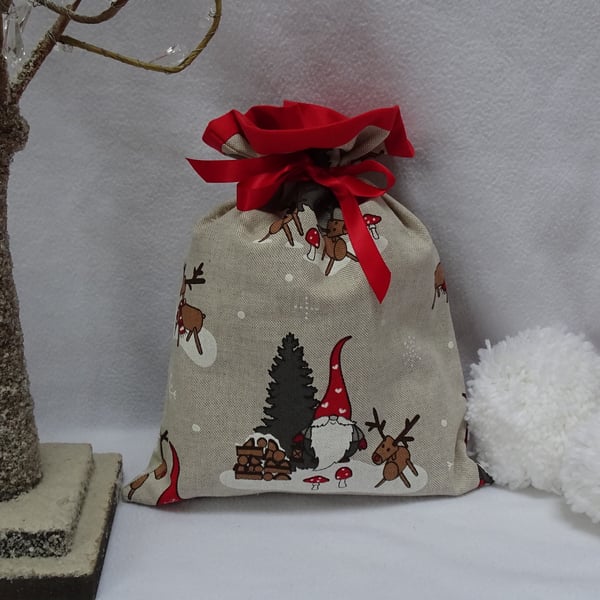 Christmas Gnomes Gift Sacks