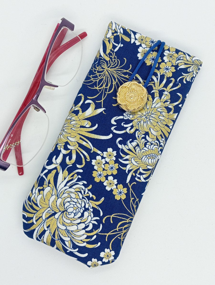 Chrysanthemum glasses case NO POSTAGE 269FF