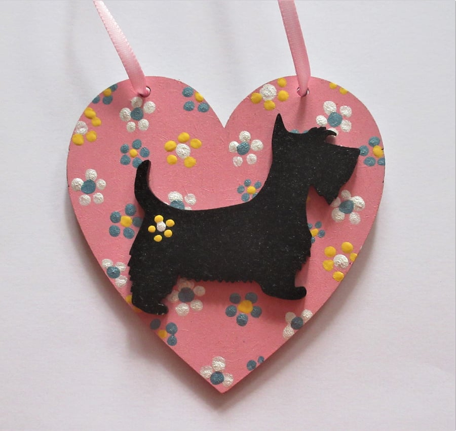 Dog Hanging Heart Decoration Pink with Scottie