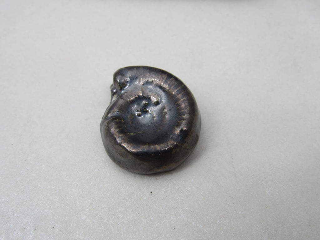 Medium Metallic Silver Ammonite Ceramic Bead