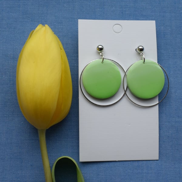  Circle Hoop Gradient Drop Earrings