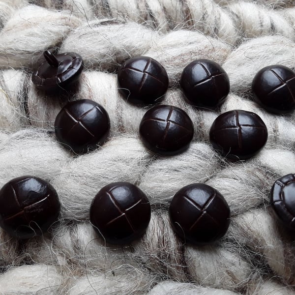 916" 15mm 24L Real Leather Football Buttons,classic brown x 6 Buttons