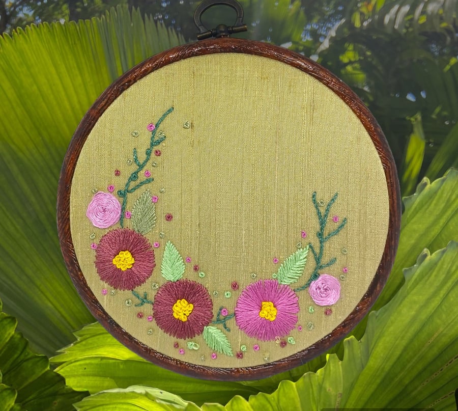 Flower Embroidery Hoop, Floral Hand Embroidery, Silk Thread Embroidery, Mothers 