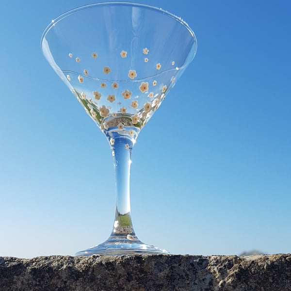 Hand Painted Decorated Martini Cocktail Glass 'Daisy'