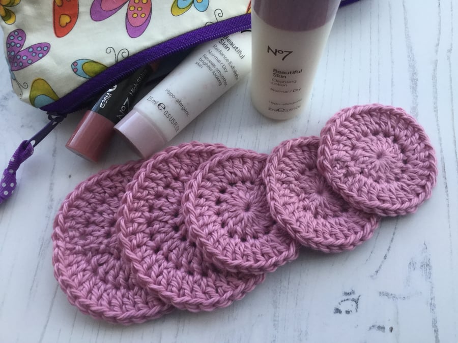 Crochet Reusable  Makeup Remover Pads in Pink
