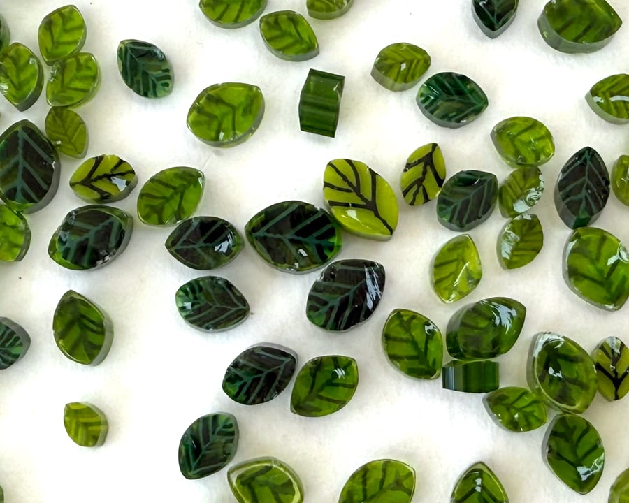 Green leaf murrini made with Bullseye 90coe glass