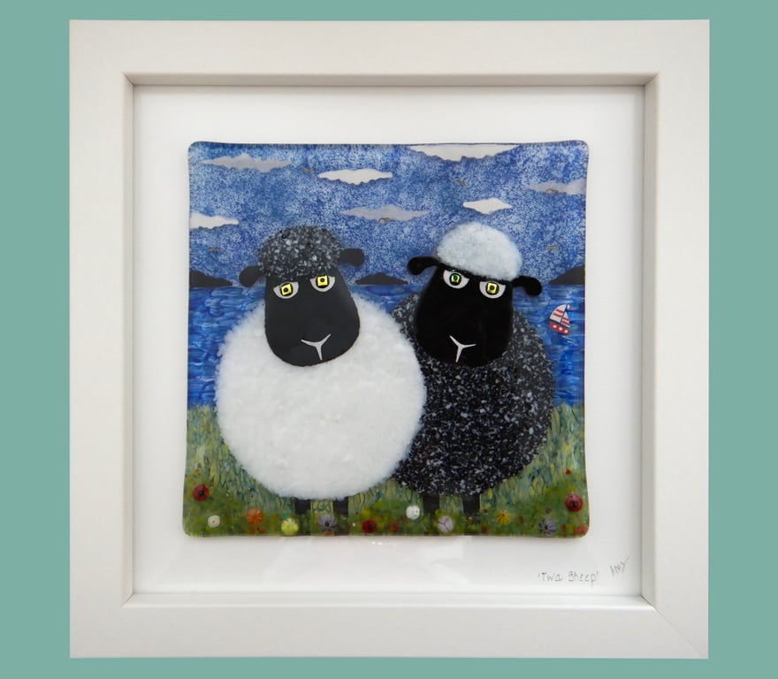Handmade Fused Glass 'Twa Sheep' Picture