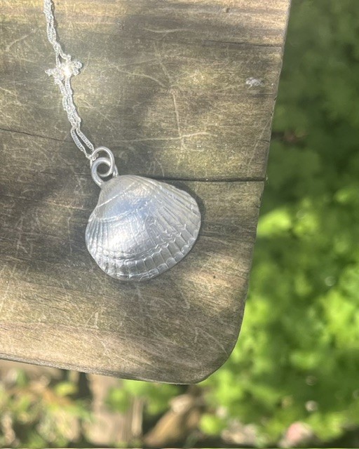 Handmade Solid Fine Silver 999 Sea Shell Pendant Necklace & Chain