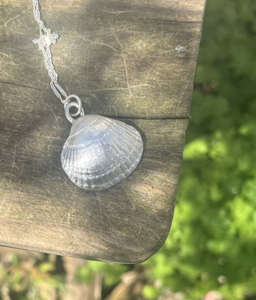 Handmade Solid Fine Silver 999 Sea Shell Pendant Necklace & Chain