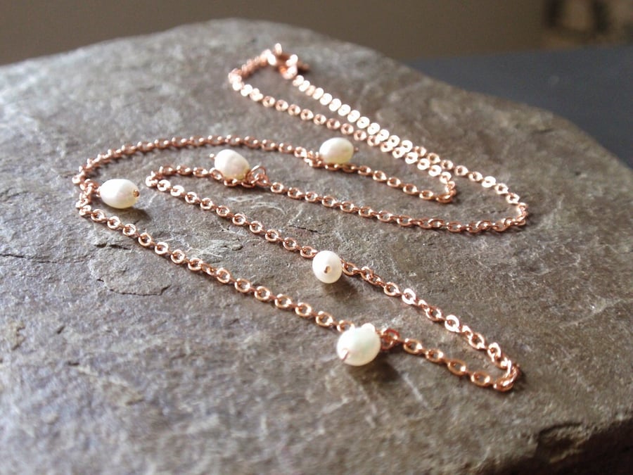 Rose gold plated necklace with freshwater pearls, bridal or bridesmaids gift