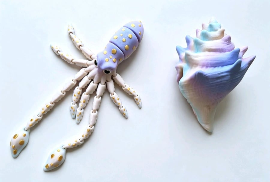Articulated Squid Fidget Toy 3D Printed Sea Animal Figure with Shell Cute Sensor