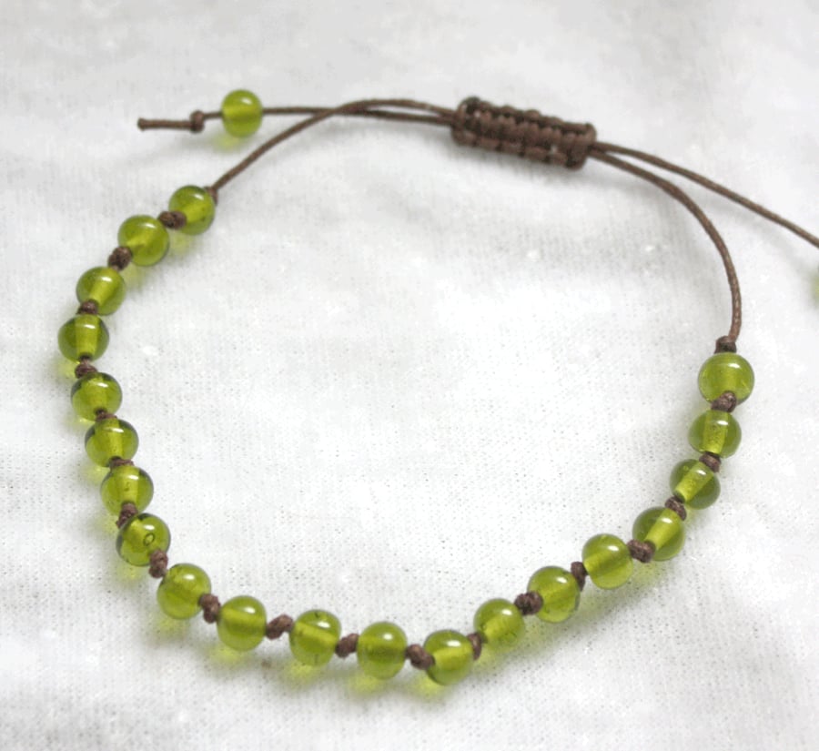 Lime Green & Brown Macrame Style Bracelet (5mm Beads)
