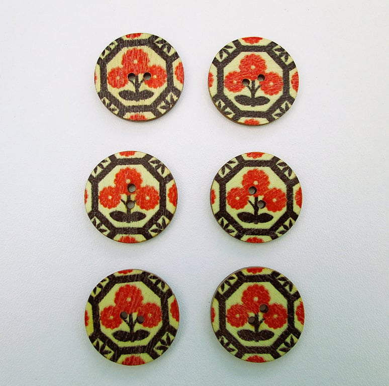 Red retro flower folk art wood buttons, set of 6, 2.5cm diameter