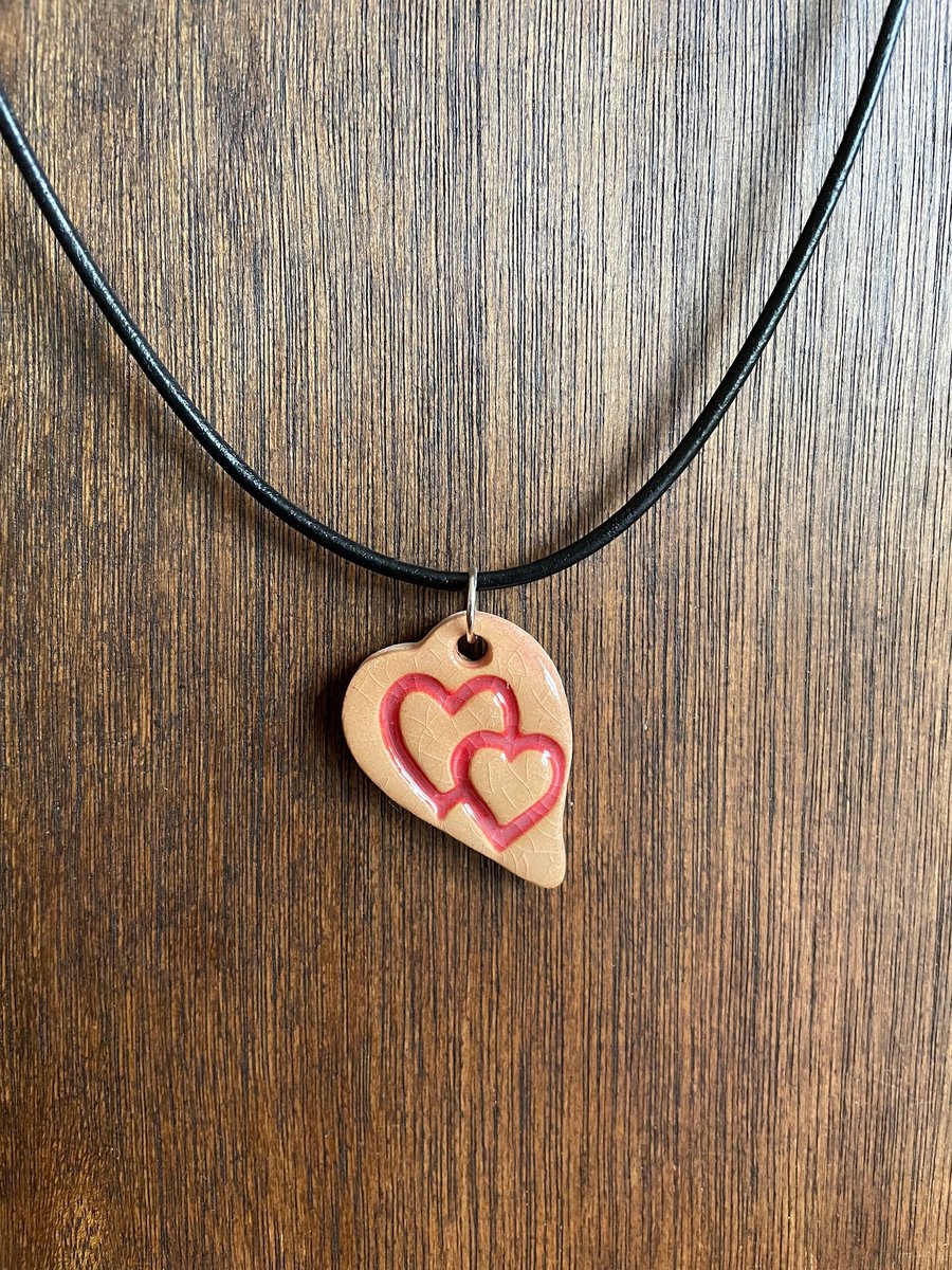 Entwined heart pendant
