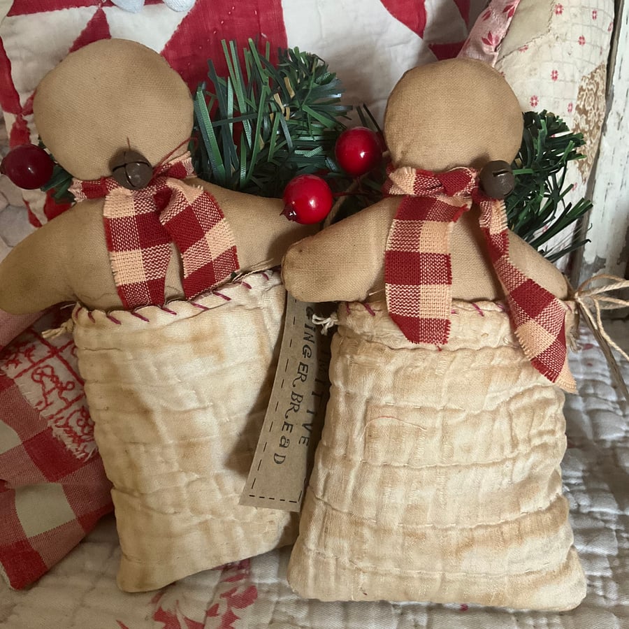 Primitive gingerbread man in a pocket 