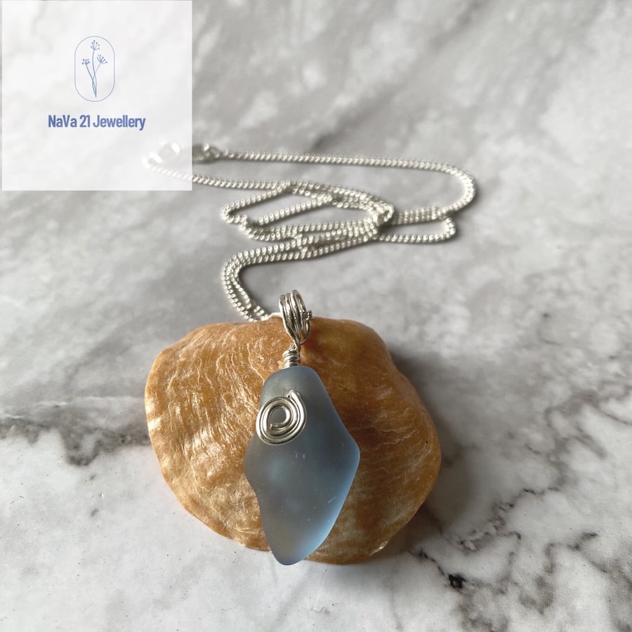 Dusty blue Seaglass pendant Ref:DBSG280122