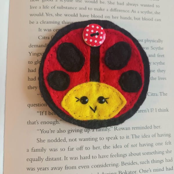 'Ladybird' bookmark,love to read,books,ladybird,bookmark,reading,page marker