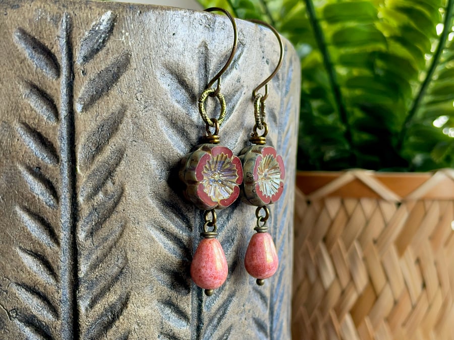 Autumn Inspired Burgundy & Rose Pink Czech Glass Flower Earrings