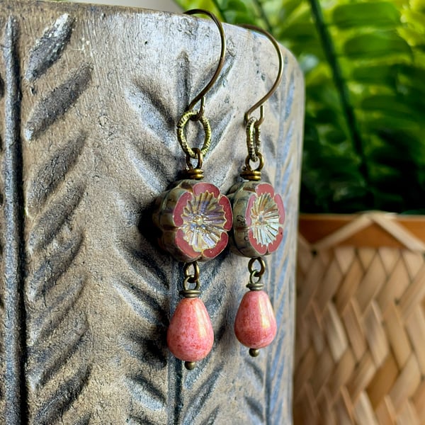 Autumn Inspired Burgundy & Rose Pink Czech Glass Flower Earrings