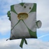 DaisyCup PegBag, Peg Bag, ClothesPin Bag from WonkyGiraffe