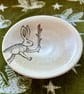 Sycamore bowl with medieval hare - Image 2