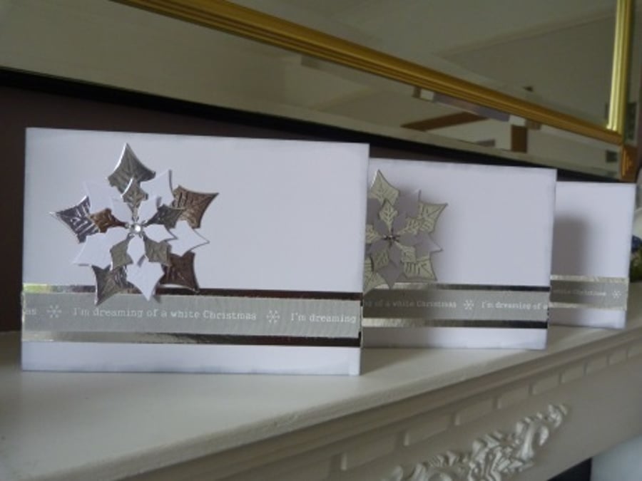 Pack of 4 Silver and White Poinsettia Christmas Cards